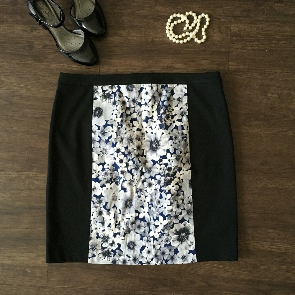 Laundry by Shelli Segal Inkblot Multi Skirt